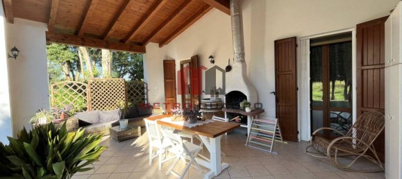 3 bedrooms House in Faenza, Italy No. 342267 3