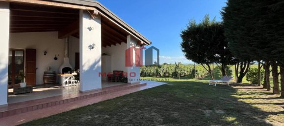 3 bedrooms House in Faenza, Italy No. 342267 2