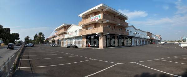 1-salle Propriété commerciale à Pomezia, Italy No. 82609