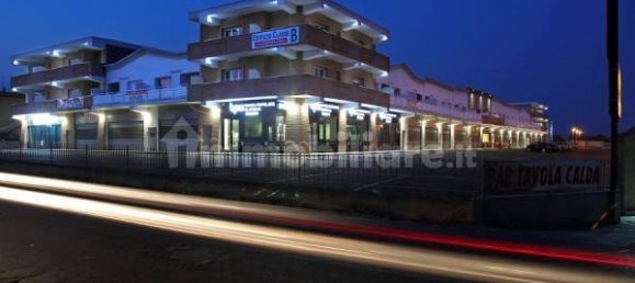 1-salle Propriété commerciale à Pomezia, Italy No. 82609 3