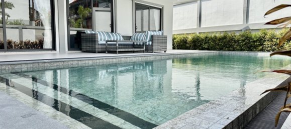4 bedrooms House for sale in Pattaya, Chonburi, Eastern Thailand, Thailand № 69882 3