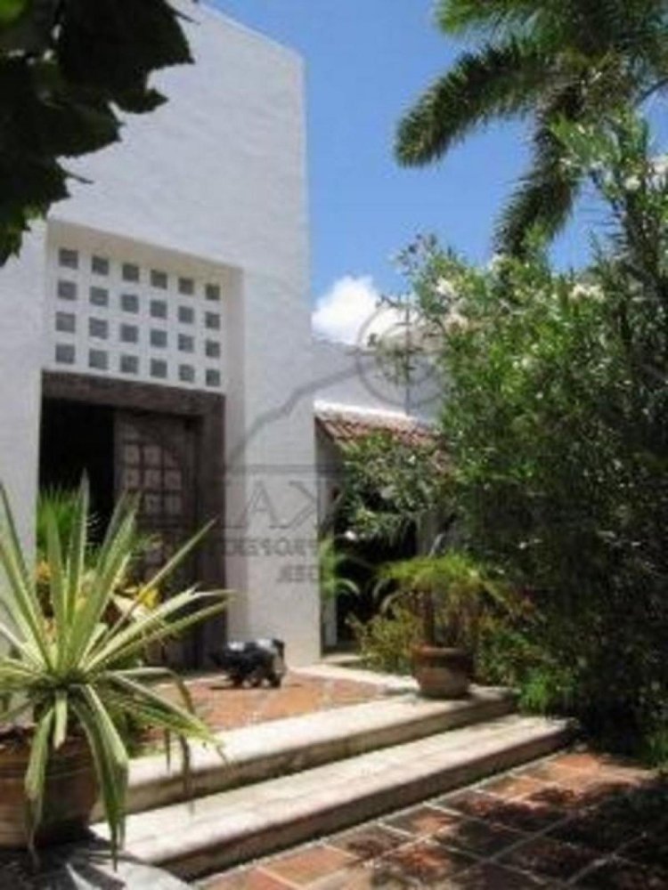 Дом с 6 спальнями в Мехико, Мексика № 165342