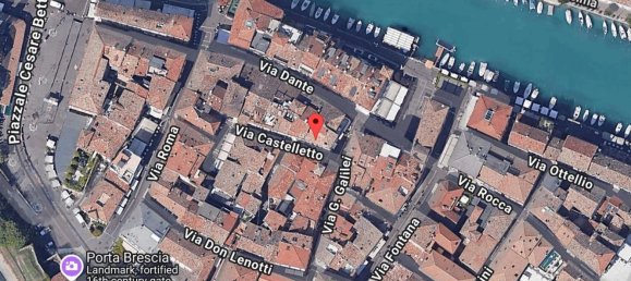 Apartamento de 3 habitaciónes en Peschiera del Garda, Italy No. 299274 2