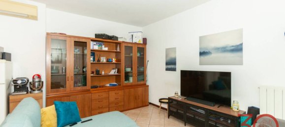 1 bedroom Apartment in Tradate, Italy No. 277018 10