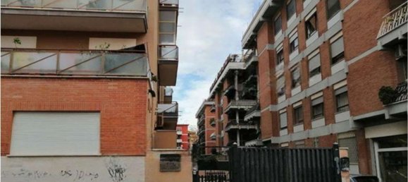 187m² Office in Rome, Italy No. 331899 2