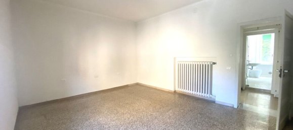 Apartamento de 4 habitaciónes en Ravenna, Italy No. 228919 12