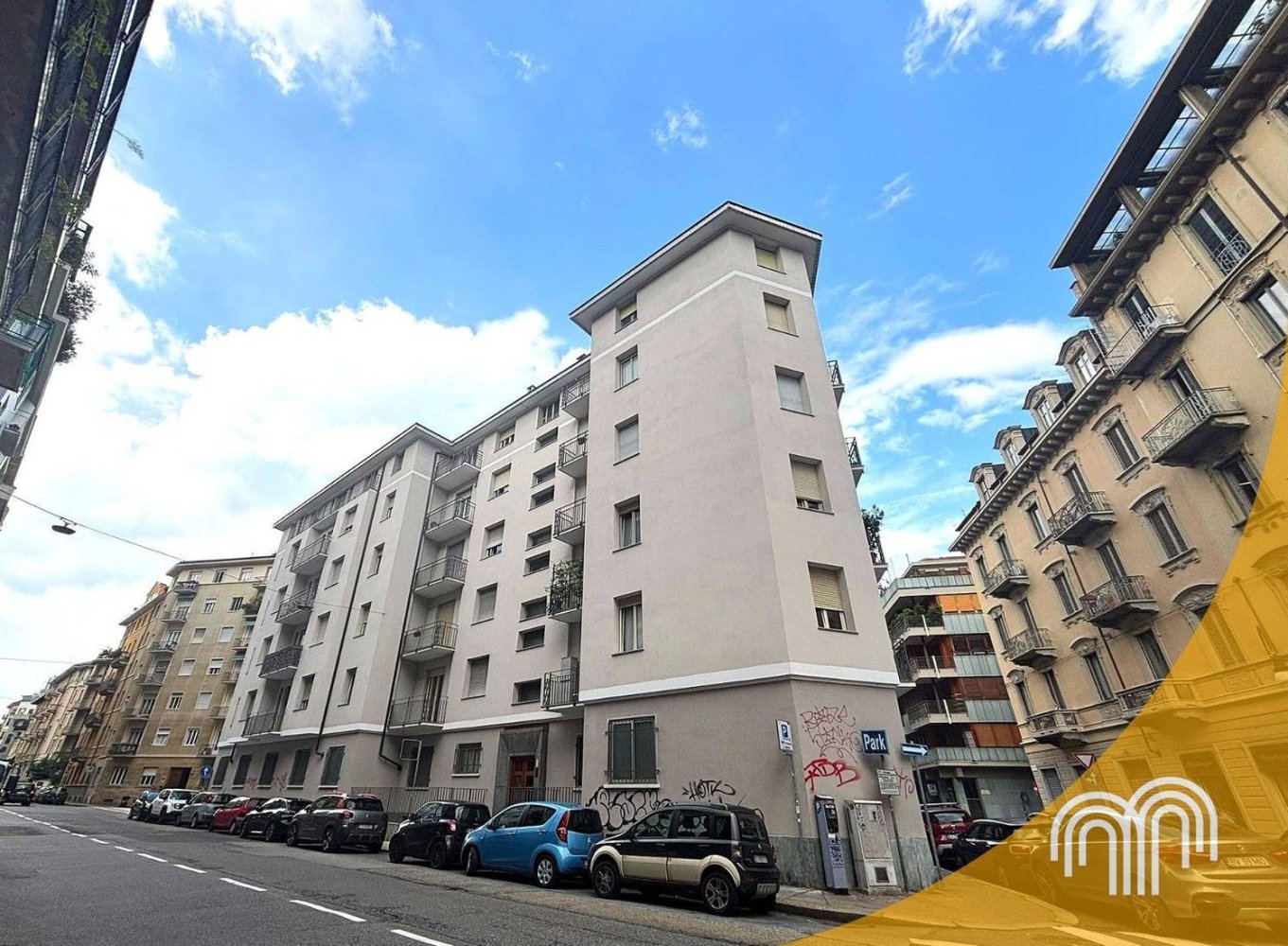 4 bedrooms Apartment in Turin, Italy No. 401761