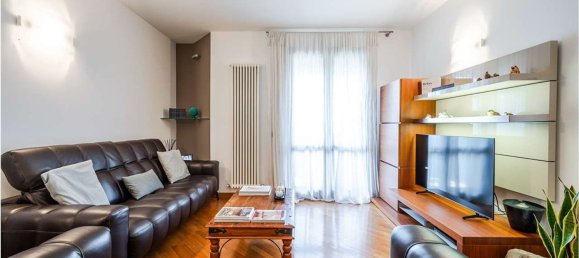 4 rooms Apartment in Carpi, Italy No. 301950 3