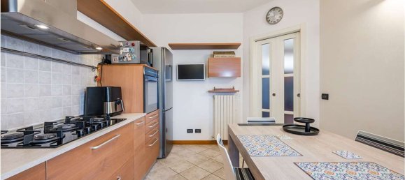 4 rooms Apartment in Carpi, Italy No. 301950 10