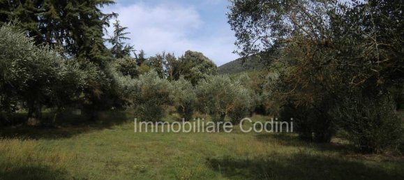 5 rooms House in Massa Martana, Italy No. 22228 23