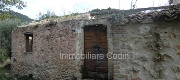 5 rooms House in Massa Martana, Italy No. 22228 8