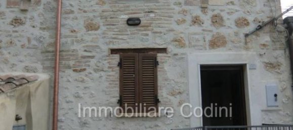 5 rooms House in Massa Martana, Italy No. 22228 6