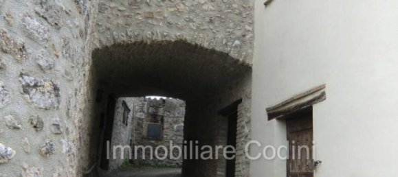 5 rooms House in Massa Martana, Italy No. 22228 4