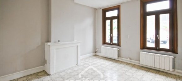 2 bedrooms House in Saint-Quentin, France No. 352559 2