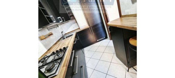 Квартира с 3 комнатами в Рим, Италия № 200371 8