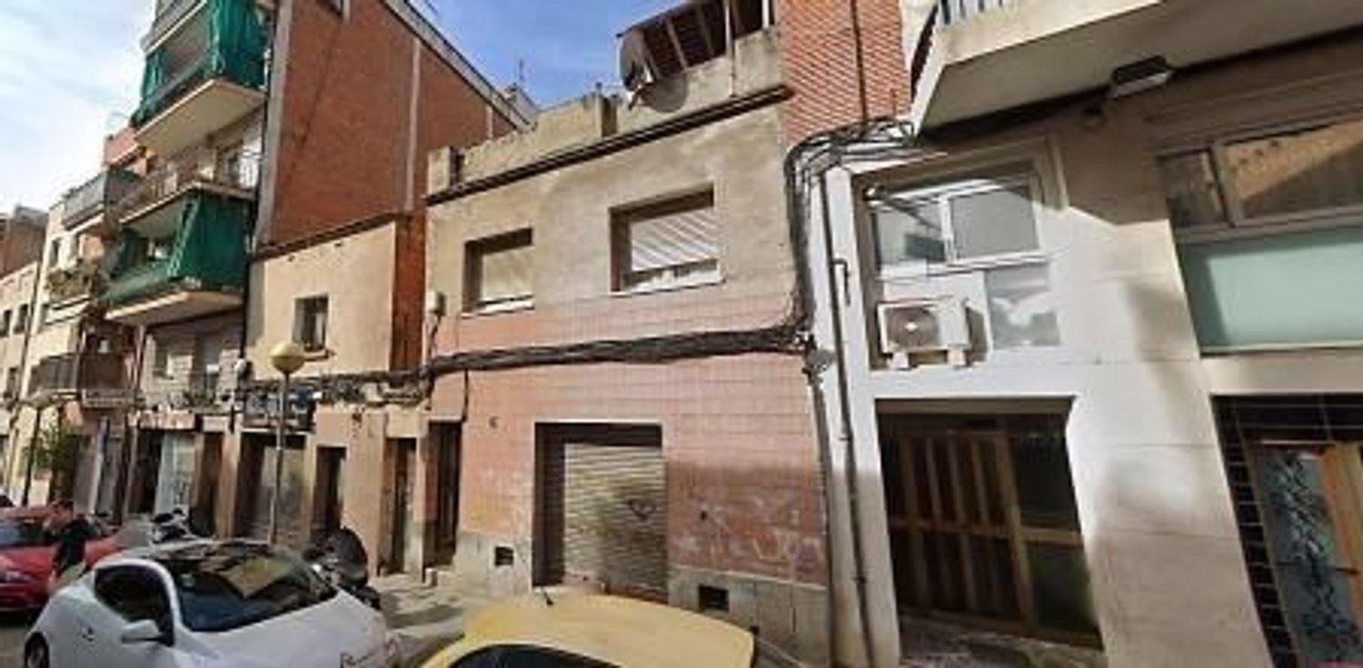 Terreno em Badalona, Spain 240 m² N.º 126168
