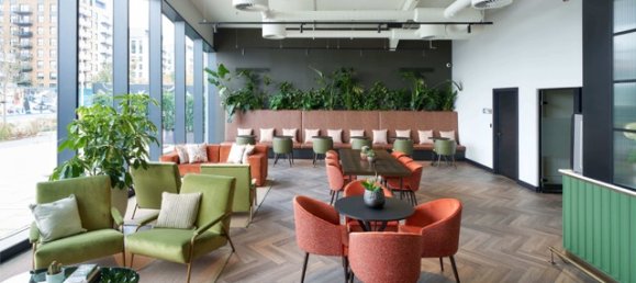 Studio in Southall, United Kingdom No. 3359 2