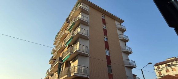 Apartamento de 1 dormitorio en Collegno, Italy No. 70960 3