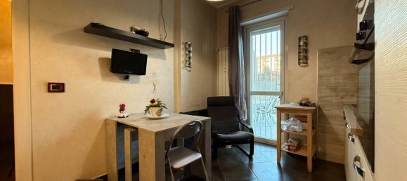 Apartamento de 1 dormitorio en Collegno, Italy No. 70960 4