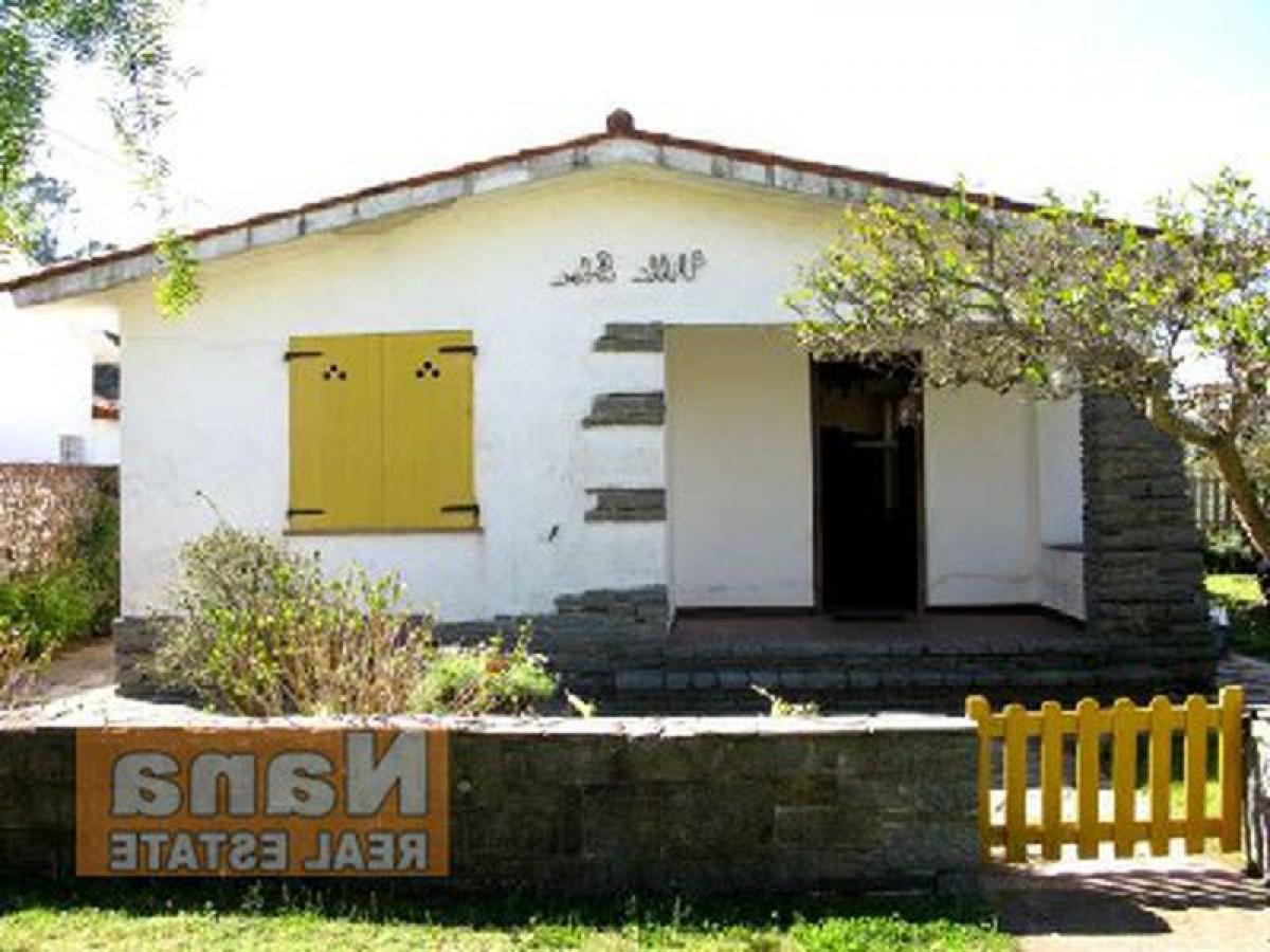 3 bedrooms House in Maldonado, Uruguay No. 6387