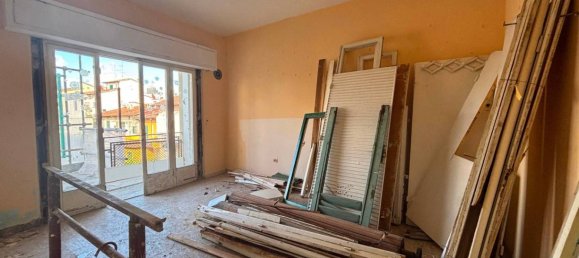 1 bedroom Apartment in Florence, Italy No. 330091 6