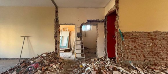 1 bedroom Apartment in Florence, Italy No. 330091 3