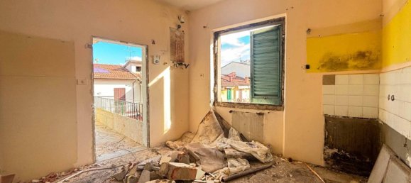 1 bedroom Apartment in Florence, Italy No. 330091 26