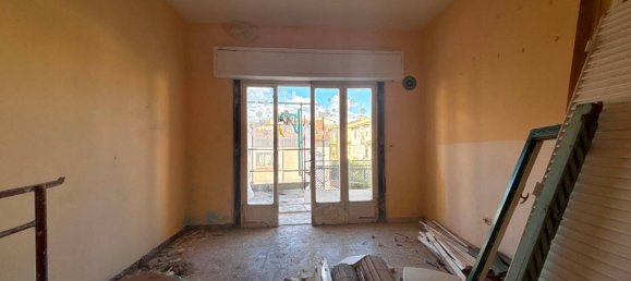 1 bedroom Apartment in Florence, Italy No. 330091 9