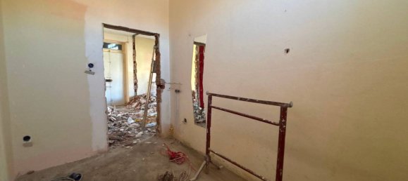 1 bedroom Apartment in Florence, Italy No. 330091 17