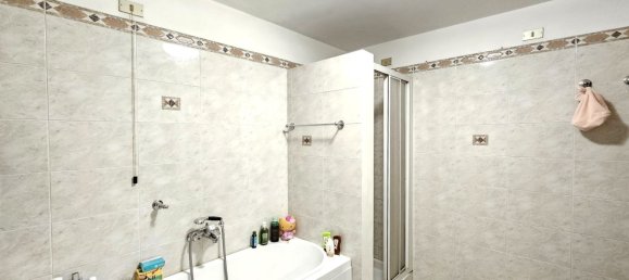 Casa de 7 habitaciónes en Serravalle Pistoiese, Italy No. 110321 39