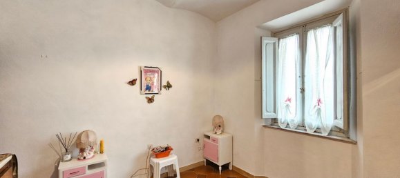 Casa de 7 habitaciónes en Serravalle Pistoiese, Italy No. 110321 27