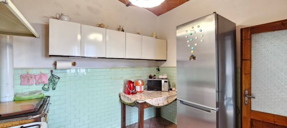 Casa de 7 habitaciónes en Serravalle Pistoiese, Italy No. 110321 9