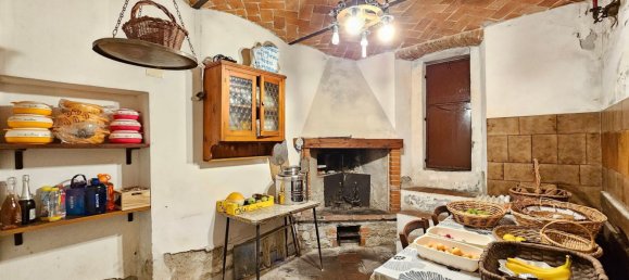 Casa de 7 habitaciónes en Serravalle Pistoiese, Italy No. 110321 15