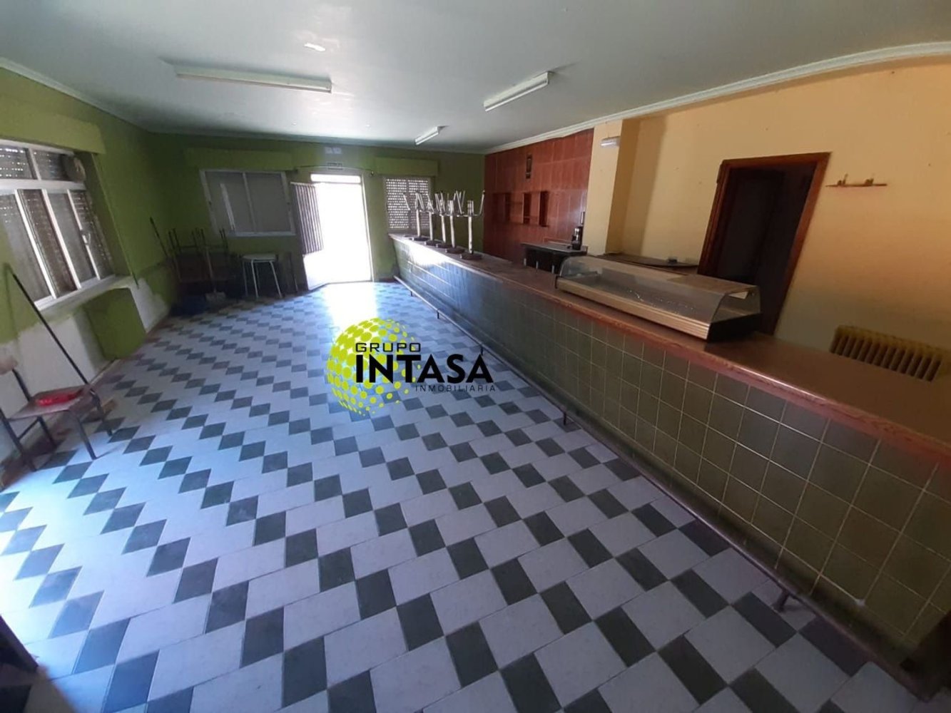 263m² Commercial property in Zamora, Spain No. 236745