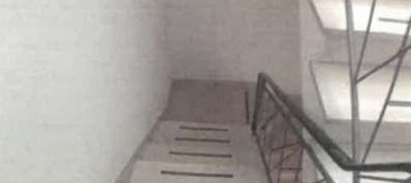 Apartamento de 7 habitaciónes en Prato, Italy No. 190118 4