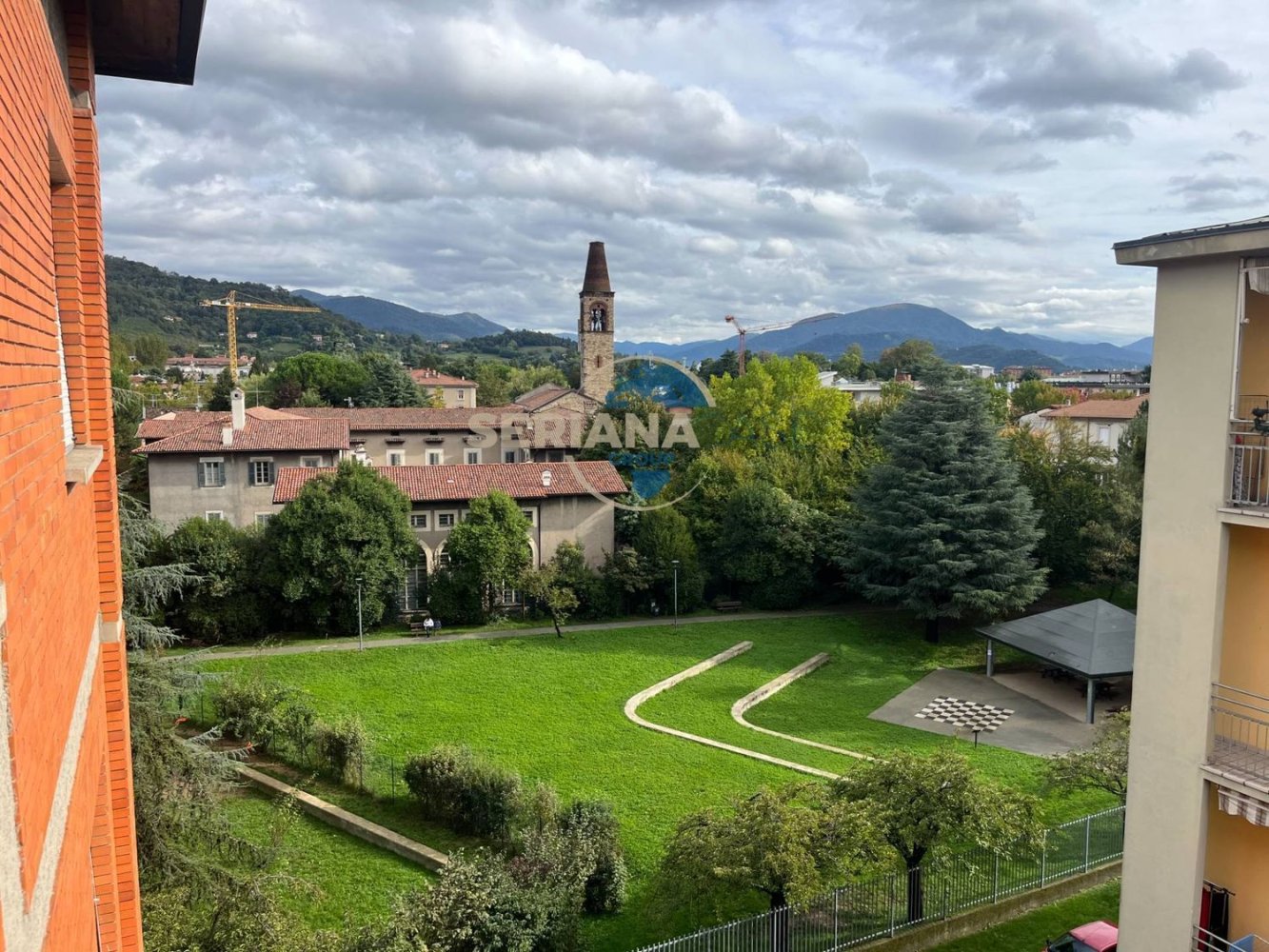 Студия в Бергамо, Италия № 64608