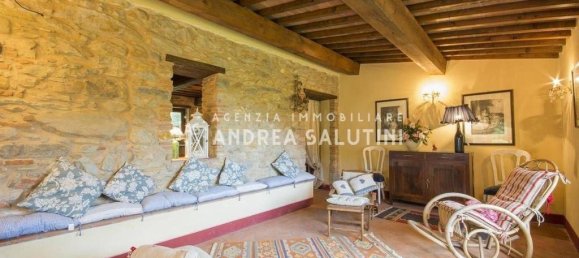 4 bedrooms House in Buti, Italy No. 15593 8