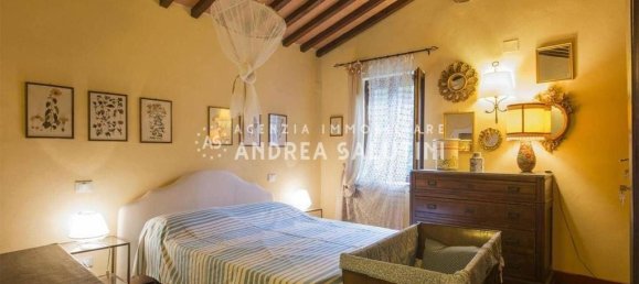4 bedrooms House in Buti, Italy No. 15593 10
