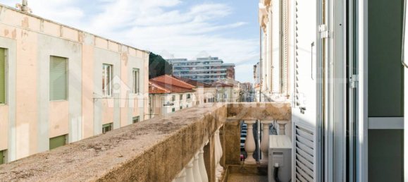 7 bedrooms Apartment in Livorno, Italy No. 213690 5