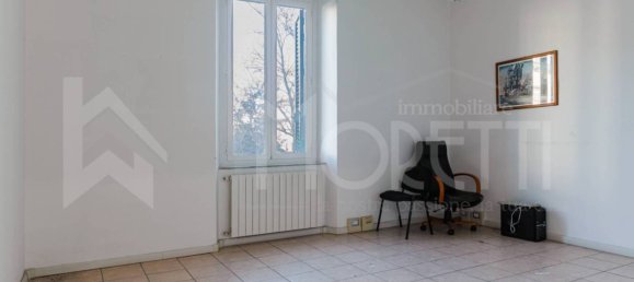 7 bedrooms Apartment in Livorno, Italy No. 213690 21