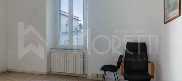 7 bedrooms Apartment in Livorno, Italy No. 213690 23