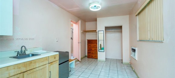 4 Schlafzimmer Villa in Miami, USA, Nr. 615196 11