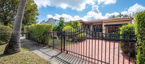 4 Schlafzimmer Villa in Miami, USA, Nr. 615196 2