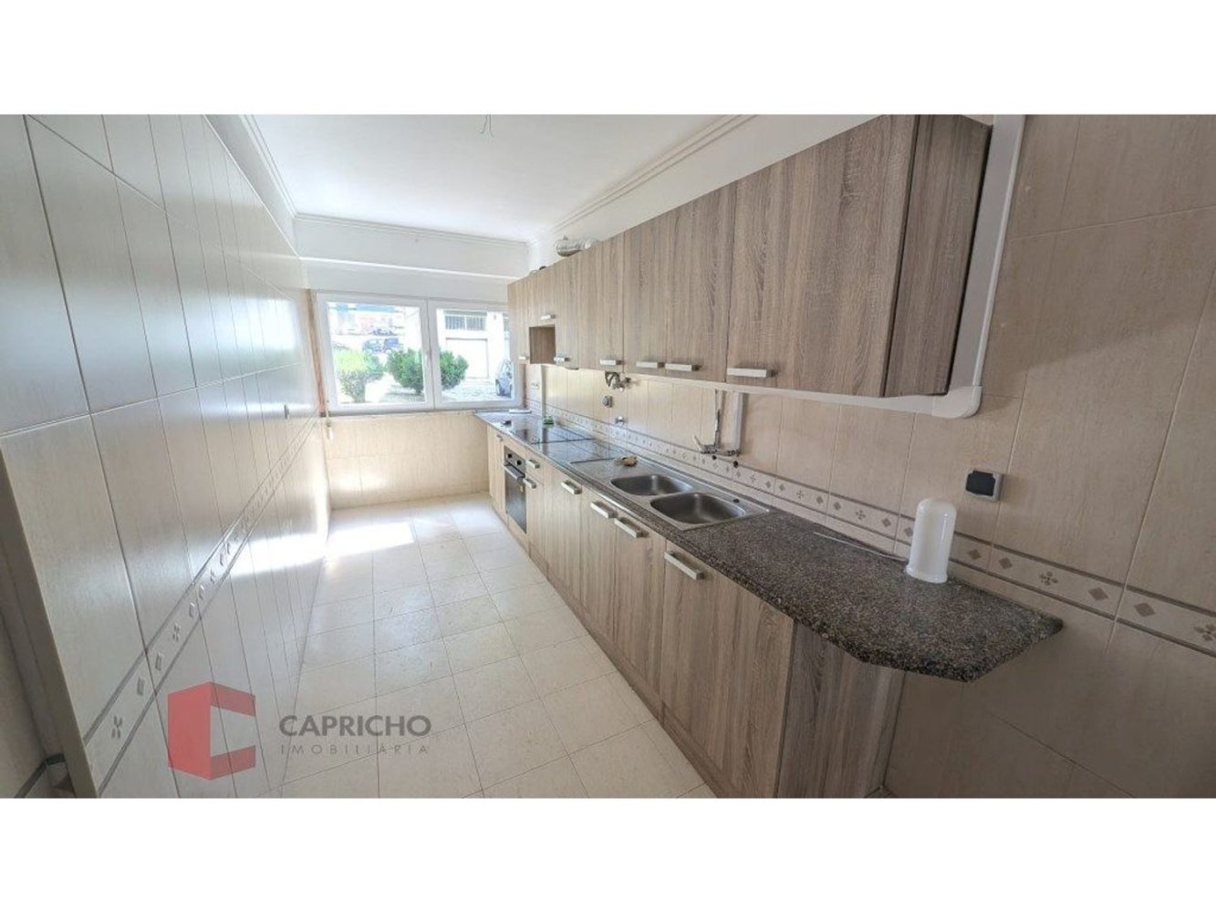 2 bedrooms Apartment in Odivelas, Portugal No. 207465