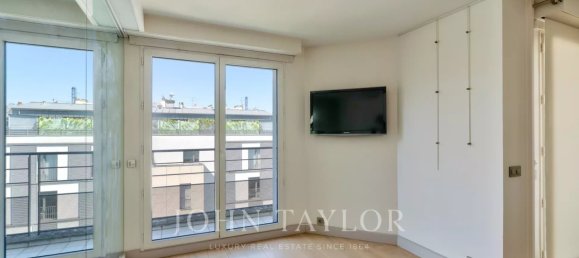 4 bedrooms Duplex in Paris, France No. 346358 7