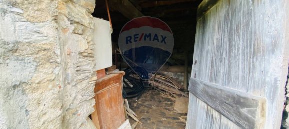 3 bedrooms House in Rapallo, Italy No. 38442 4