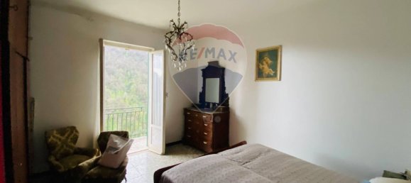 3 bedrooms House in Rapallo, Italy No. 38442 40