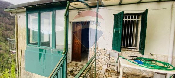 3 bedrooms House in Rapallo, Italy No. 38442 36