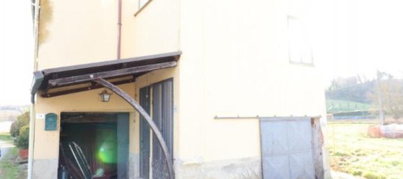 8 rooms House in Montevarchi, Italy No. 237635 3