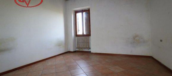 8 rooms House in Montevarchi, Italy No. 237635 24